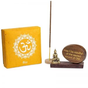 Affirmatie Cadeauset Bliss: doosje, boeddha, affirmatie op hout en wierrook houder.